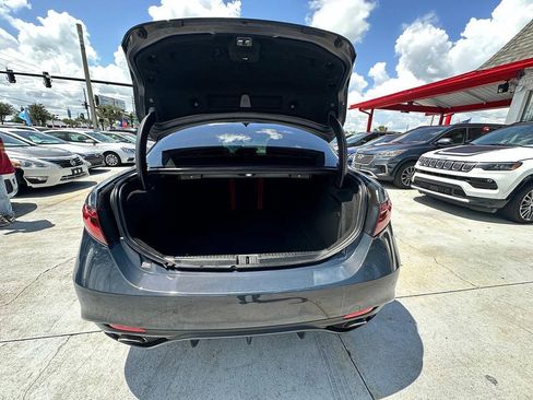 Used 2019 Alfa Romeo Giulia Ti Sport w/ Quick Order Package 22S Sport AWD/4WD image 13