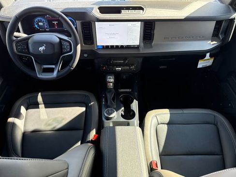 New 2025 Ford Bronco Outer Banks image 13