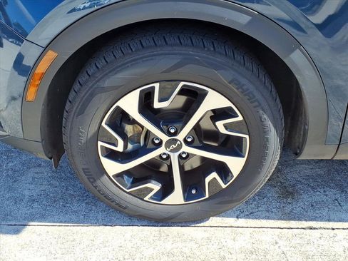 Used 2023 Kia Sportage EX w/ EX Premium Package image 5