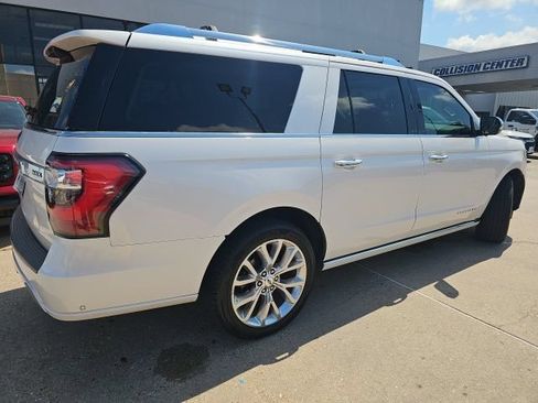Used 2019 Ford Expedition Max Platinum RWD image 4