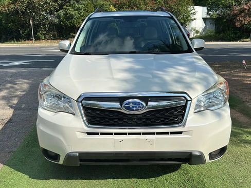 Used 2016 Subaru Forester 2.5i Premium AWD/4WD image 2