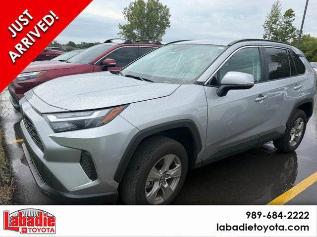 Certified 2025 Toyota RAV4 XLE AWD/4WD image 1