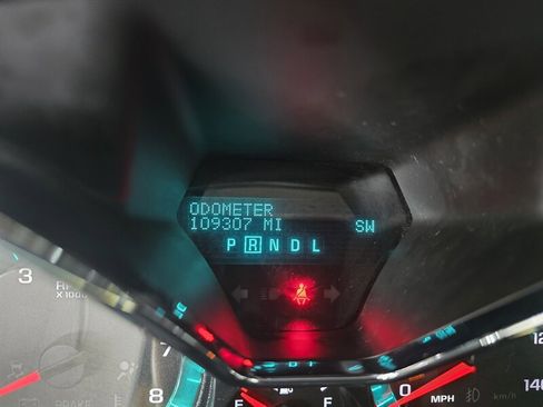 Used 2016 Chevrolet Traverse LT image 30