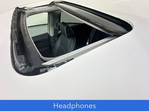 Used 2023 Honda Odyssey Elite image 30