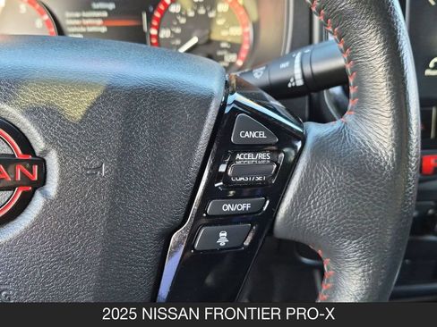Used 2025 Nissan Frontier Pro-X RWD image 18