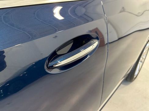 Certified 2023 Buick Envision Avenir image 13