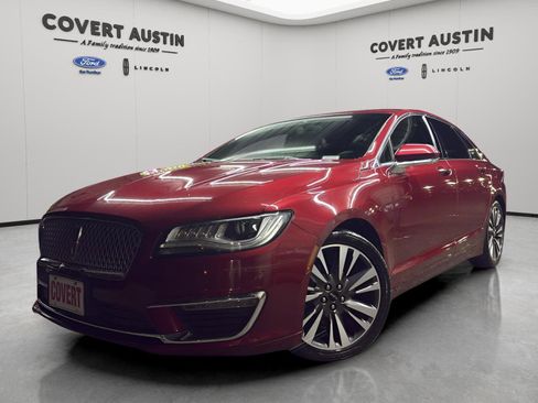 Used 2017 Lincoln MKZ Reserve image 1