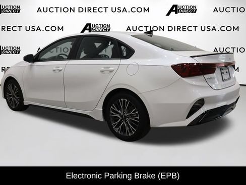 Used 2023 Kia Forte GT-Line w/ GT-Line Technology Package FWD image 5