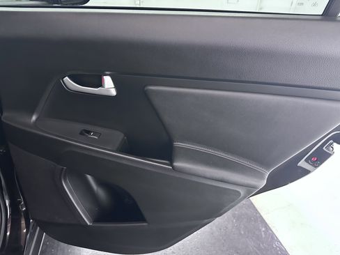 Used 2014 Kia Sportage LX FWD image 30