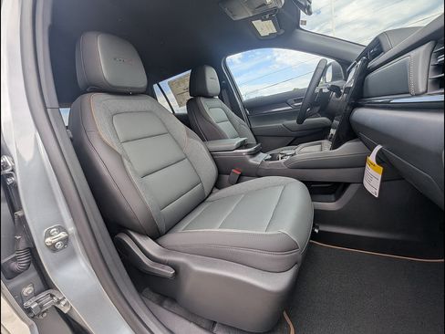 New 2026 GMC Terrain AT4 AWD/4WD image 13