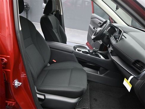 New 2026 Nissan Rogue S image 25