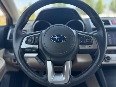 Used 2016 Subaru Outback 2.5i Limited AWD/4WD image 17