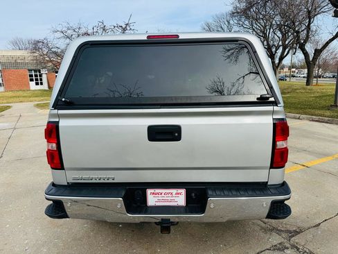 Used 2015 GMC Sierra 1500 SLT w/ Driver Alert Package image 4