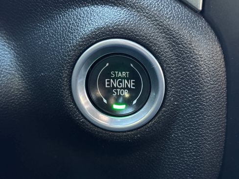 Used 2021 Chevrolet Silverado 1500 LT Trail Boss w/ Bed Protection Package image 21