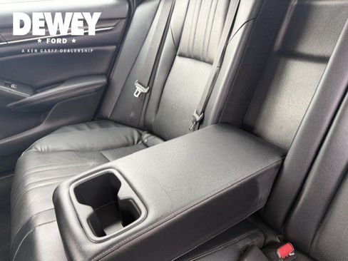 Used 2018 Honda Accord EX-L image 26