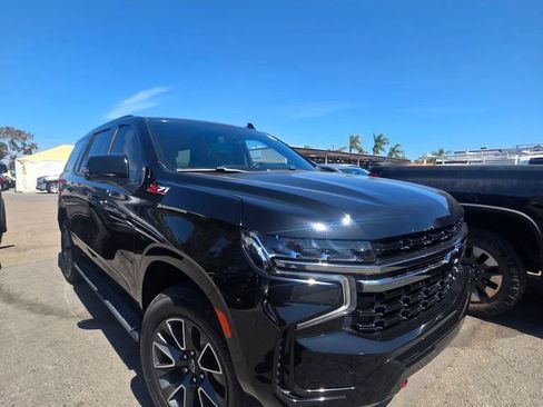 Certified 2021 Chevrolet Tahoe Z71 w/ Luxury Package image 1