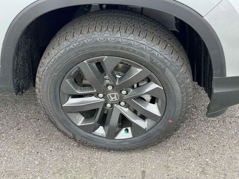 New 2025 Honda Ridgeline Sport image 7