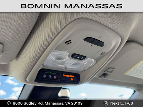 Used 2022 Buick Encore GX Essence w/ Experience Buick Package image 27