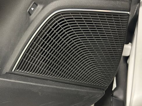 Used 2022 Acura MDX A-Spec image 6