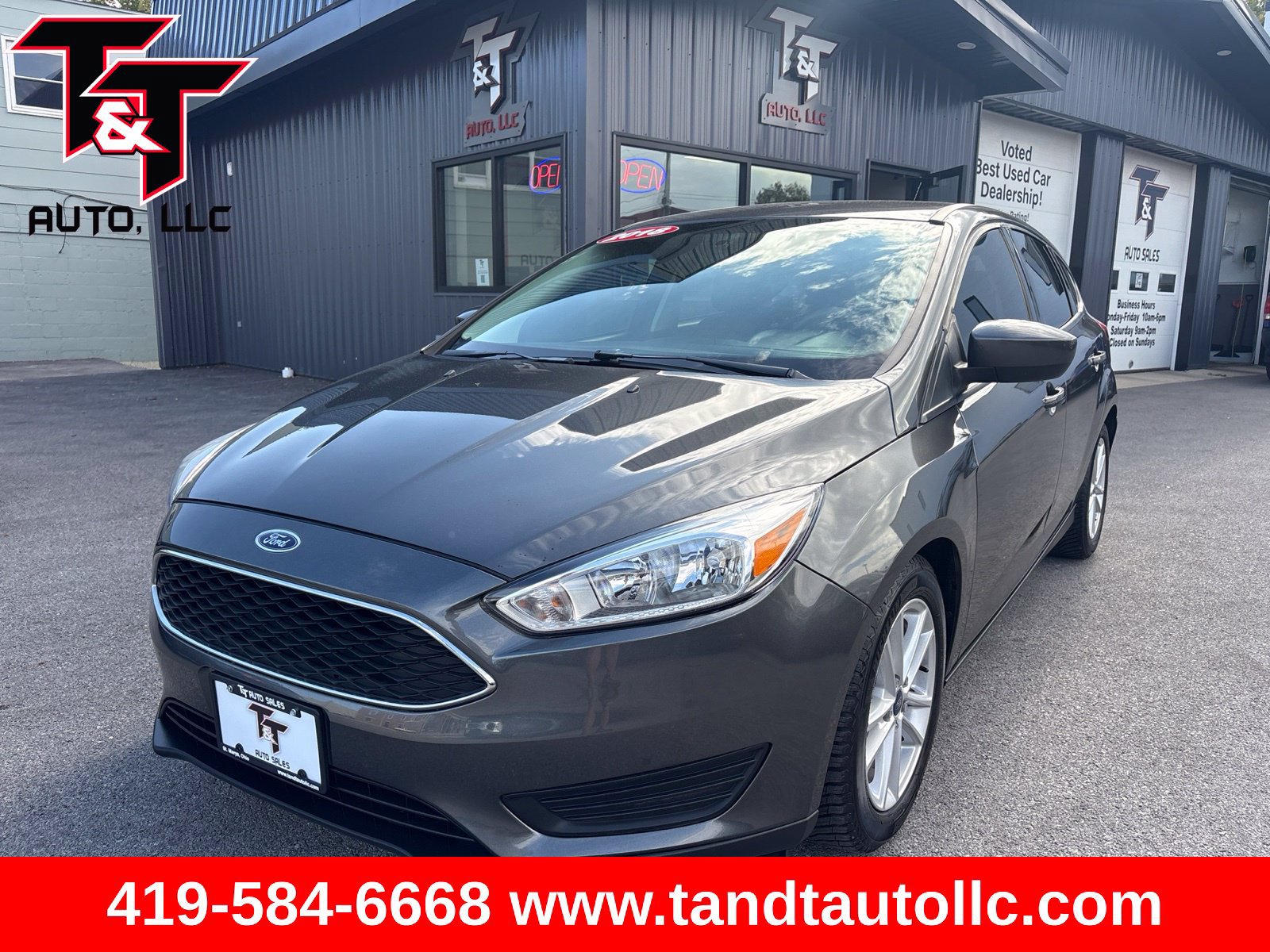 Used 2018 Ford Focus SE FWD image 1
