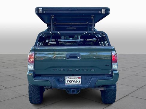 Used 2021 Toyota Tacoma TRD Sport image 4