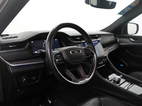 Used 2022 Jeep Grand Cherokee L Overland w/ MOPAR Finishing Package image 16