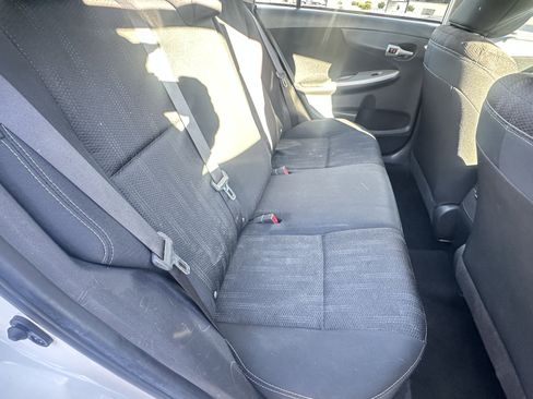 Used 2012 Toyota Corolla S image 29