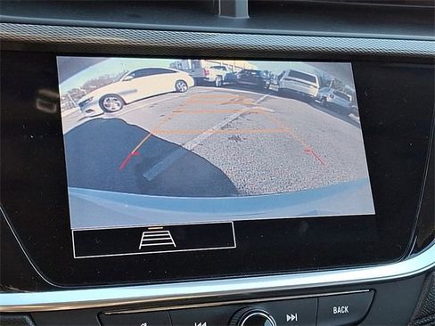 Used 2021 Buick Encore GX Select w/ Sport Touring Package image 17