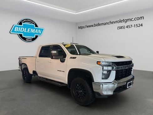 Used 2022 Chevrolet Silverado 3500 LT image 1