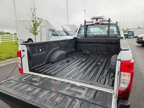 Used 2022 Ford F250 XL w/ Power Equipment Group AWD/4WD image 25