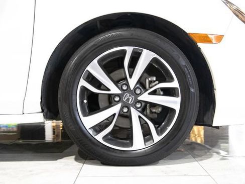 Used 2023 Honda Odyssey Touring image 29