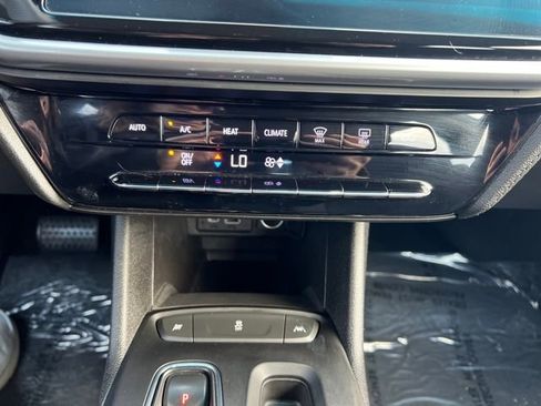 Used 2023 Chevrolet Bolt LT image 18