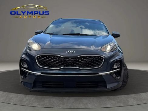 Used 2020 Kia Sportage EX w/ EX Technology Package FWD image 2