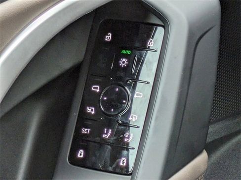 Used 2025 Audi Q5 Premium w/ Convenience Package image 27