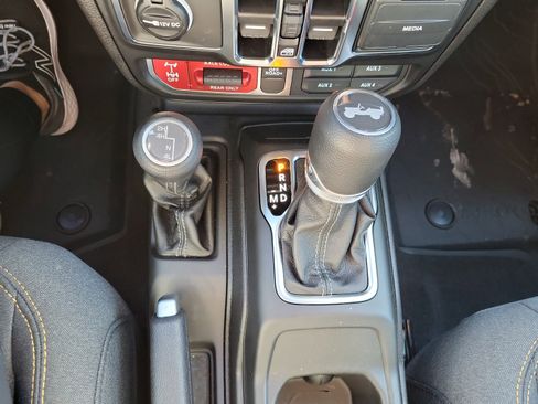 New 2026 Jeep Wrangler Willys AWD/4WD image 38