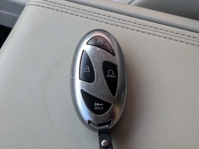 Used 2025 Hyundai Santa Fe SEL FWD image 28