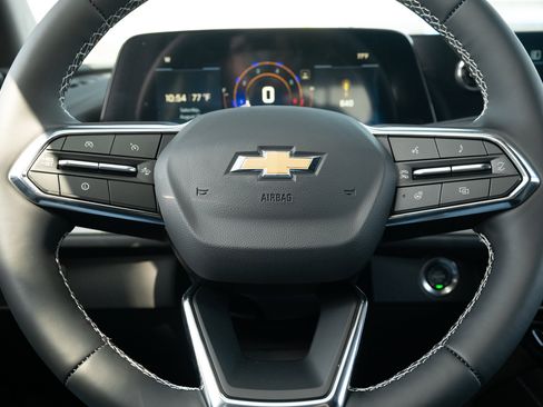 New 2026 Chevrolet Traverse LT w/ Driver Confidence Package image 18