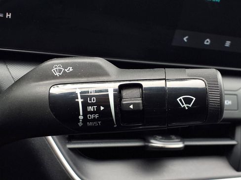 Used 2025 Kia K4 FWD image 16