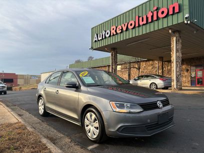 Used 2011 Volkswagen Jetta SE