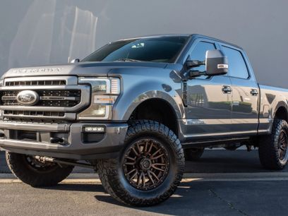 Used 2022 Ford F250 Lariat w/ Black Appearance Package