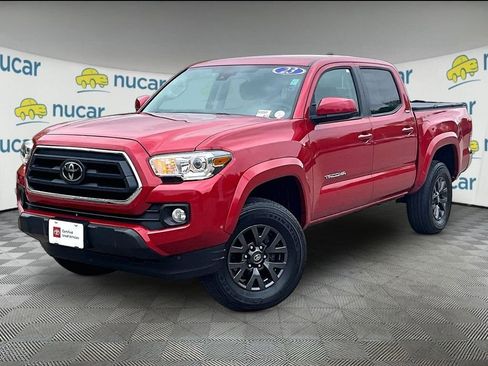 Certified 2023 Toyota Tacoma SR5 AWD/4WD image 3