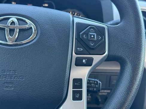 Used 2021 Toyota Tundra SR5 w/ SR5 Upgrade Package AWD/4WD image 25