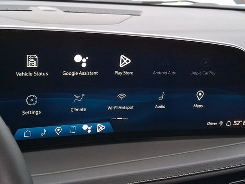 Used 2024 Cadillac XT4 Premium Luxury w/ Cold Weather Package AWD/4WD image 15