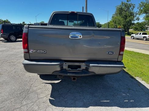 Used 2004 Ford F250 4x4 Crew Cab Super Duty image 6