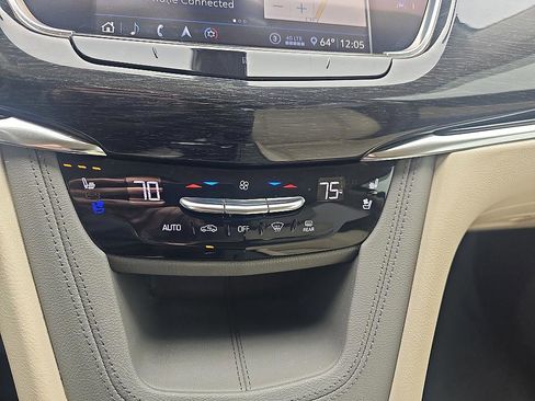 Used 2020 Cadillac XT6 Premium Luxury image 26