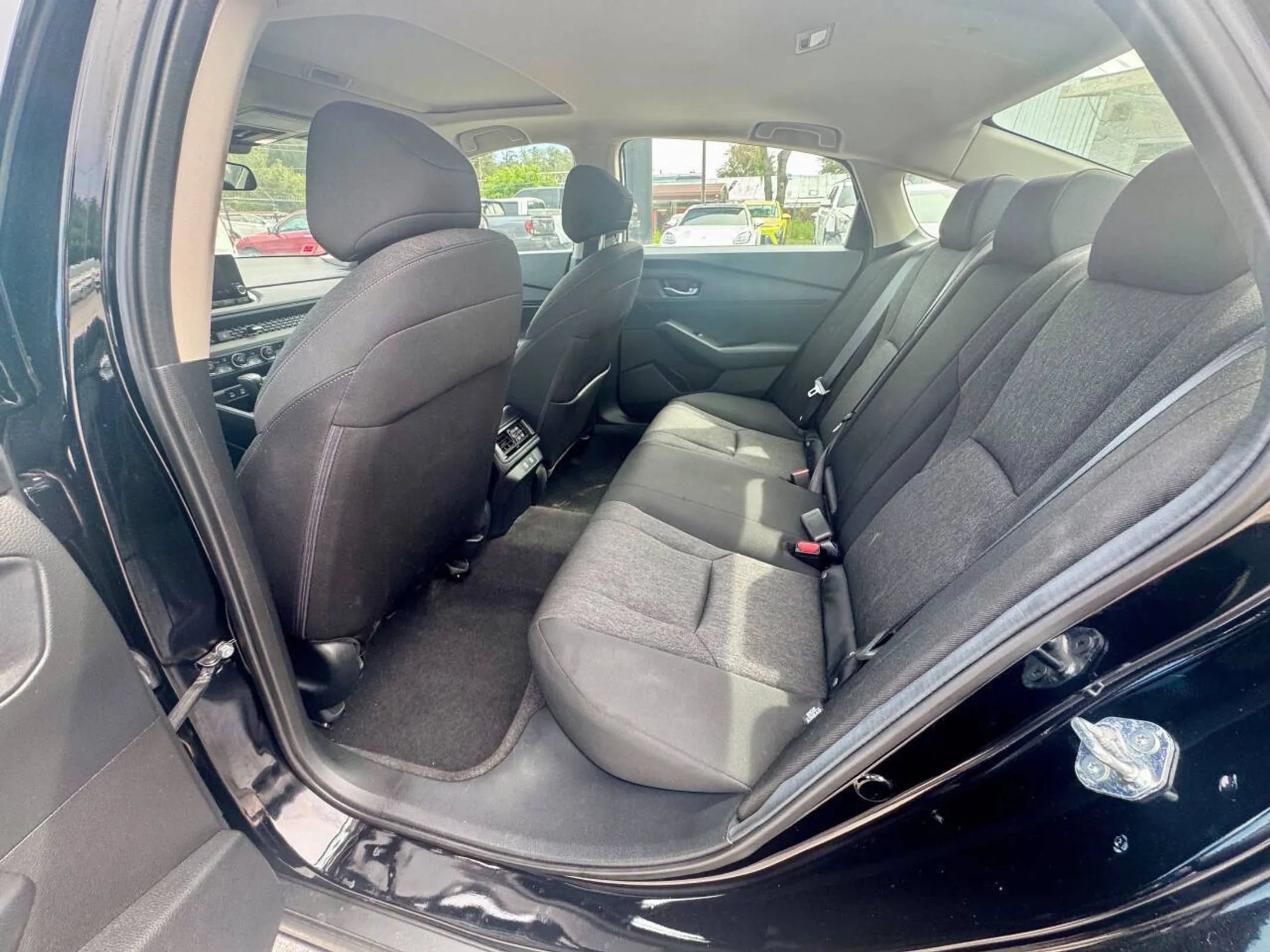 Used 2025 Honda Accord SE image 17