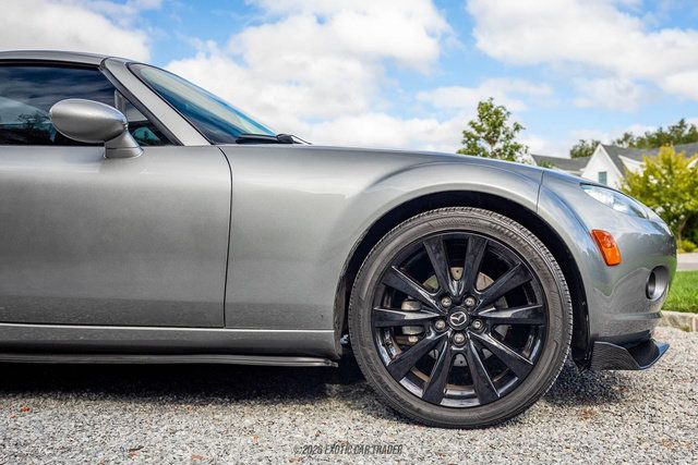 Used 2008 MAZDA MX-5 Miata Grand Touring w/ Premium Pkg RWD image 47