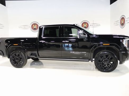 Used 2024 GMC Sierra 2500 Denali Ultimate image 5