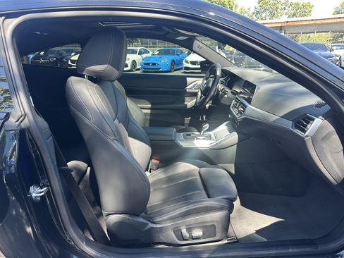 Used 2023 BMW 430i Coupe w/ M Sport Package RWD image 17