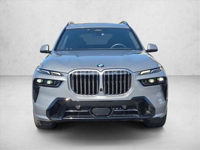 Used 2025 BMW X7 xDrive40i w/ M Sport Package AWD/4WD image 2